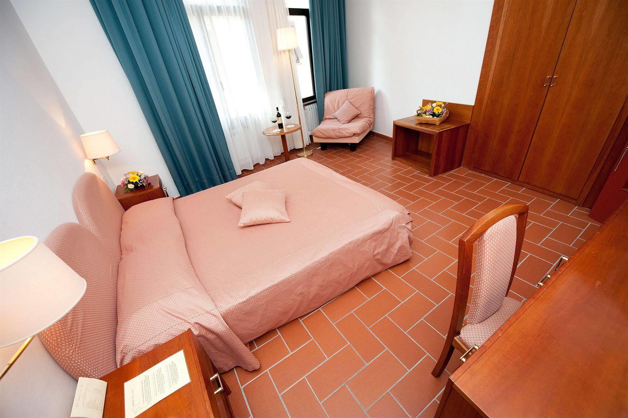 San Lino Hotel